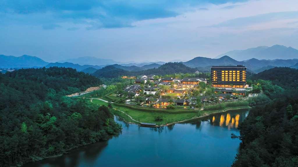 Hotel Banyan Tree Anji à Huzhou Extérieur photo