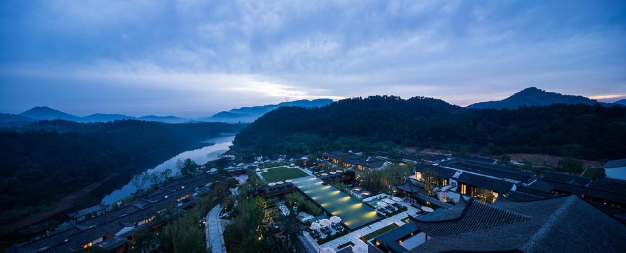 Hotel Banyan Tree Anji à Huzhou Extérieur photo