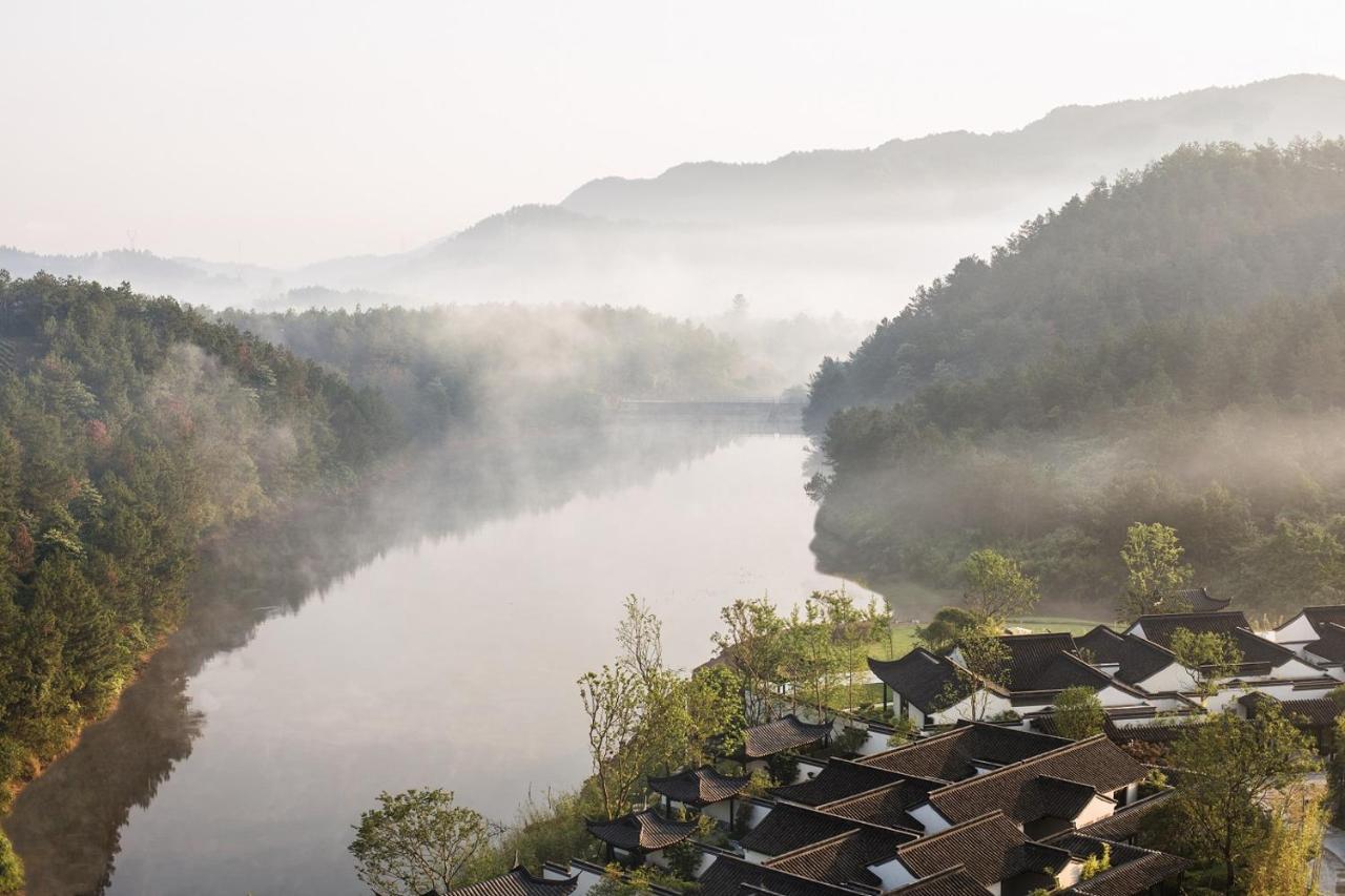 Hotel Banyan Tree Anji à Huzhou Extérieur photo